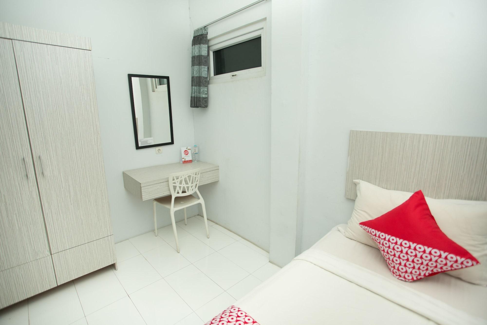 Oyo 850 Lapan Lapan Hotel Banjarmasin  Luaran gambar