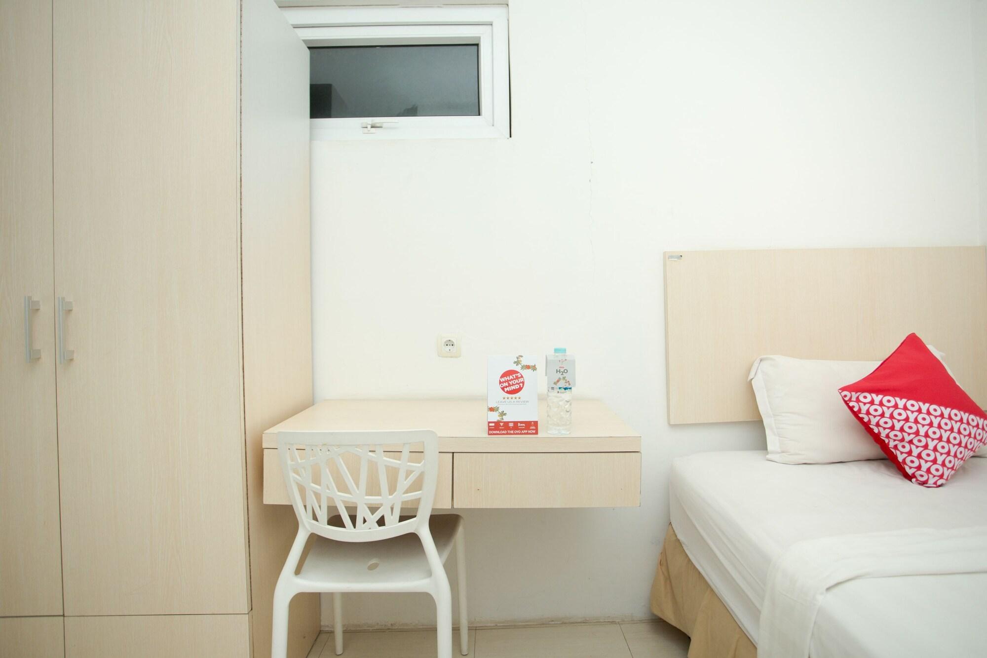 Oyo 850 Lapan Lapan Hotel Banjarmasin  Luaran gambar